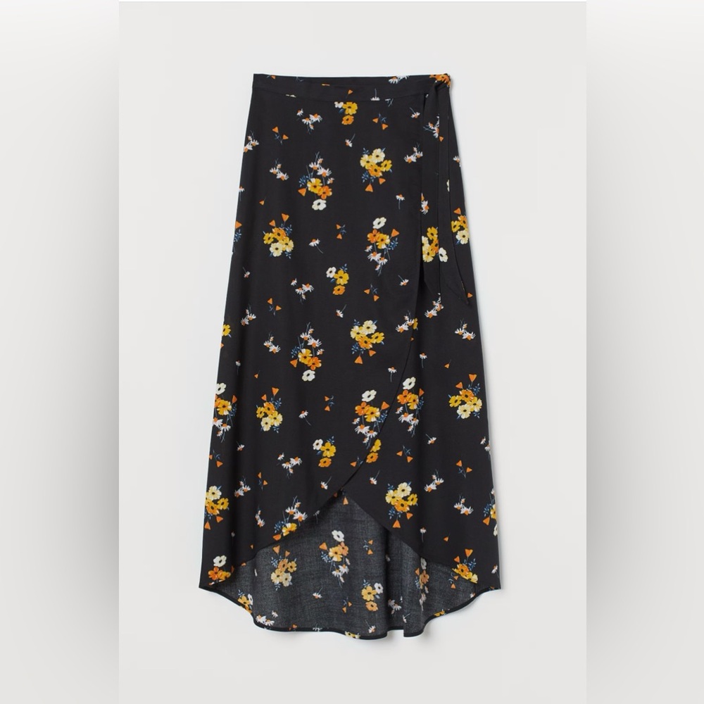 H&M | Black Wrap Skirt with Yellow Floral Pattern - 6